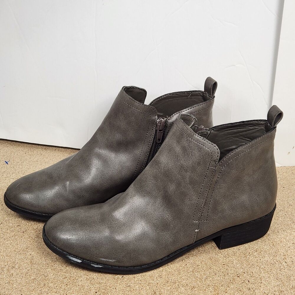 American Rag  Cadee Ankle Boots Brown grey Faux Leather Side Zips Womens 8 M‎